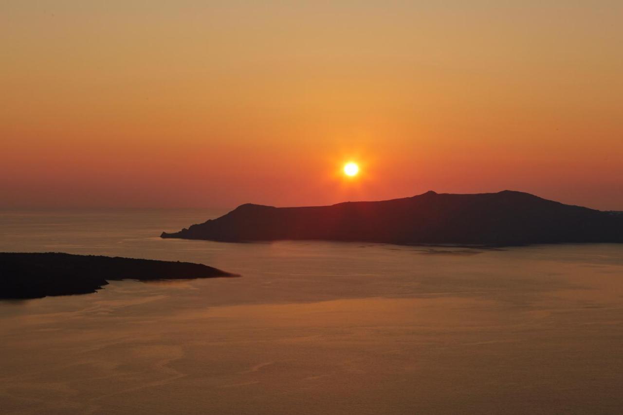 On The Cliff Hotel Fira  Exterior photo